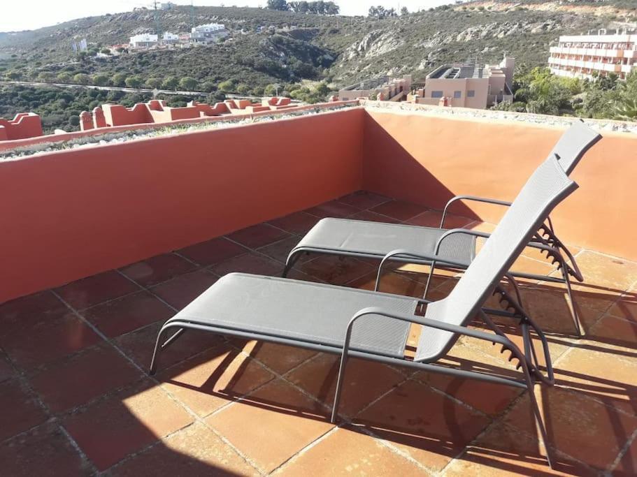 Vila Luxurious Townhouse With Sea Views Manilva Exteriér fotografie