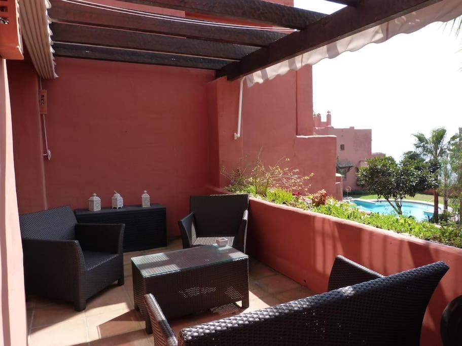 Vila Luxurious Townhouse With Sea Views Manilva Exteriér fotografie